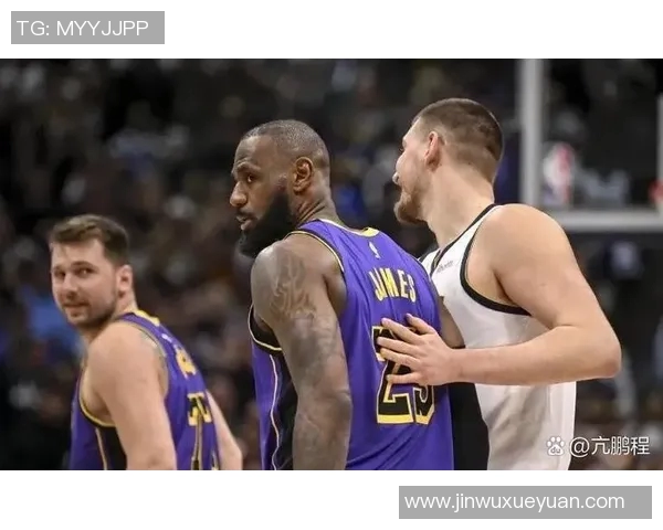 2017年NBA季后赛精彩回顾勇士对决国王全场录像分析 2017年NBA季后赛精彩回顾勇士对决国王全场录像分析