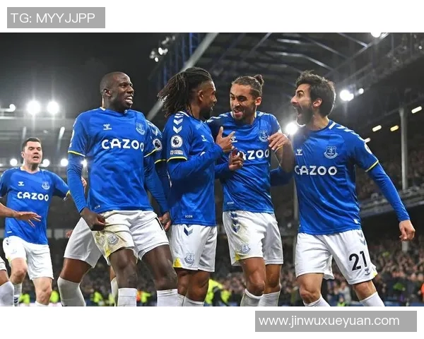 埃弗顿与纽卡斯尔的精彩对决前瞻及比赛结果预测分析 埃弗顿与纽卡斯尔的精彩对决前瞻及比赛结果预测分析