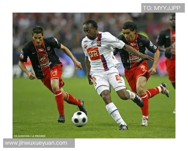 法国杯激战甘冈对决里昂谁能晋级下一轮精彩对抗即将上演 法国杯激战甘冈对决里昂谁能晋级下一轮精彩对抗即将上演