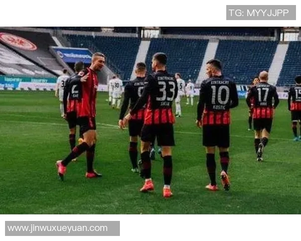 门兴遭遇客场地狱，法兰克福凭借强势表现送其四连败