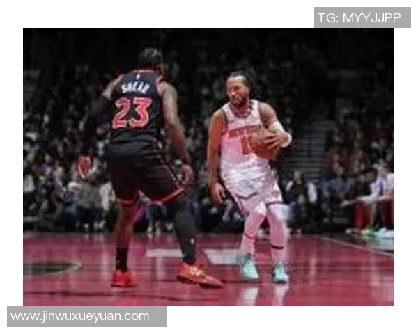 热火与尼克斯激战50分钟经典对决再掀篮球热潮