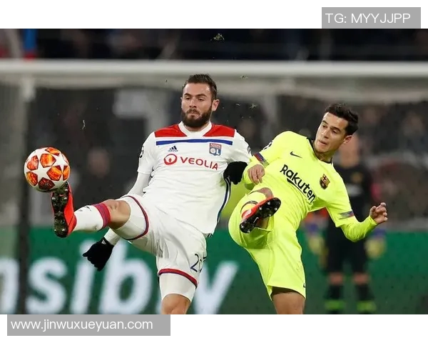 今晚荷兰与法国的对决究竟谁能笑到最后一场激烈比赛的预测与分析