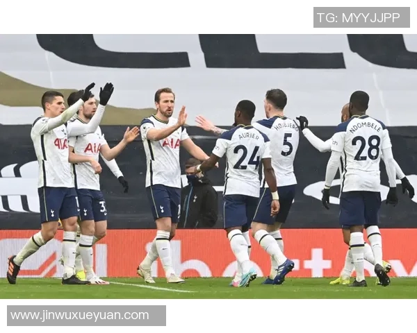 佩德里在足球场上的崛起与未来展望：年轻天才如何改变比赛格局