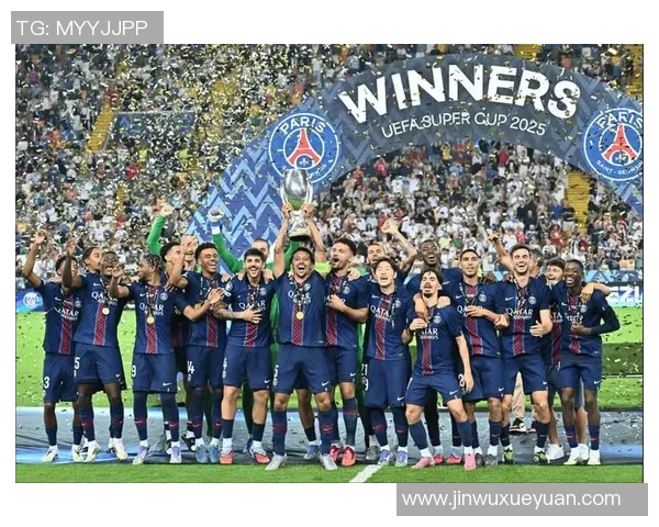 欧冠激战大巴黎迎战拜仁强敌巅峰对决引发球迷热议